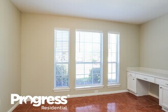 2115 Beacon Light Ln in Fresno, TX - Building Photo - Building Photo