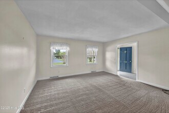313 Monterey Dr in Wilmington, NC - Foto de edificio - Building Photo