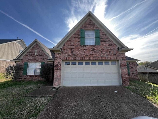 property at 1072 Red Fern Cir E