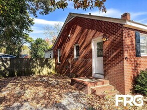 1204 Franklin Dr in Greenville, NC - Building Photo - Building Photo