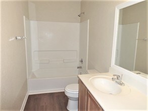 9742 Liberty Grn in San Antonio, TX - Building Photo - Building Photo