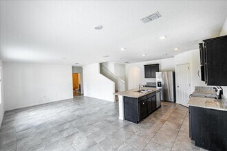 10493 SW Toren Wy in Port St. Lucie, FL - Building Photo - Building Photo