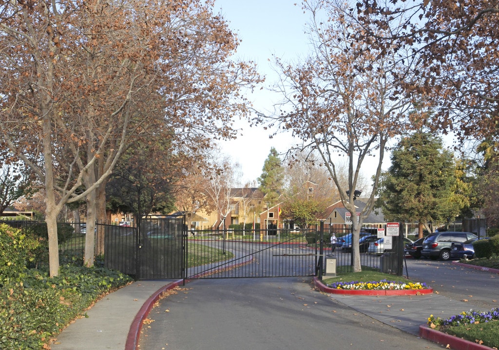 Villa Monterey Apartments in San Jose, CA - Foto de edificio