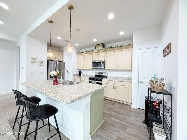 8734 Sand dollar Dr, Unit 20-207 in Panama City Beach, FL - Building Photo