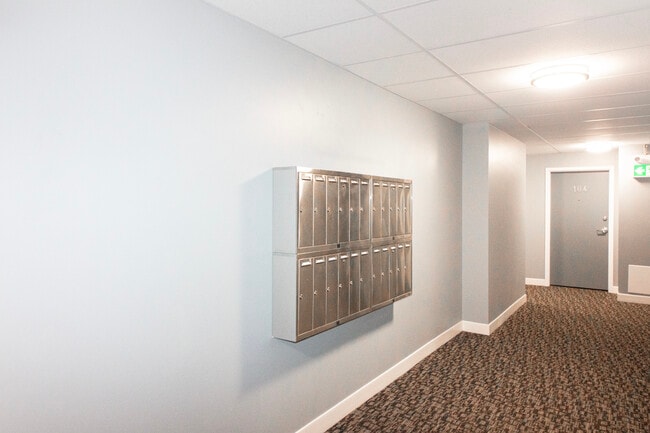 753 Wolseley Av in Winnipeg, MB - Building Photo - Building Photo