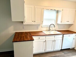 9301 Cottage Park Dr S in Mobile, AL - Building Photo - Building Photo