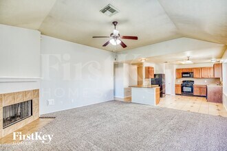 2410 Hawthorne Brook Ln in Fresno, TX - Foto de edificio - Building Photo