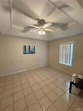 1500 W Prosperity Dr, Unit B in Edinburg, TX - Building Photo - Building Photo