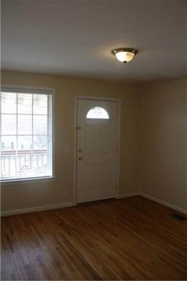 244 35th Ave N in Nashville, TN - Building Photo - Building Photo