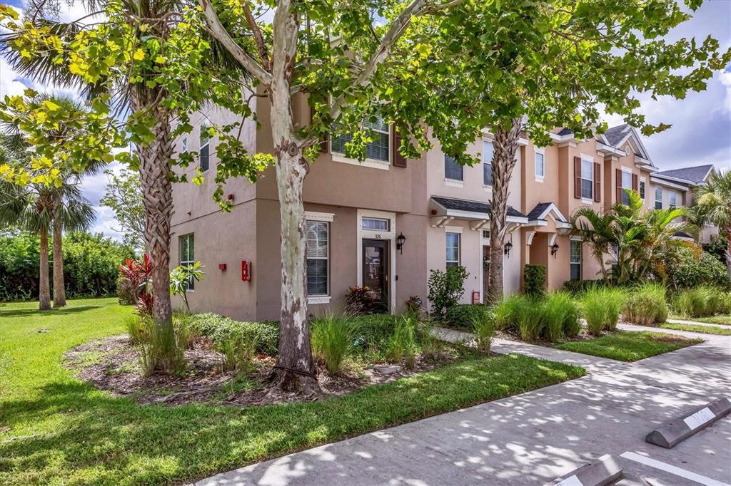 1126 Grantham Dr in Sarasota, FL - Building Photo