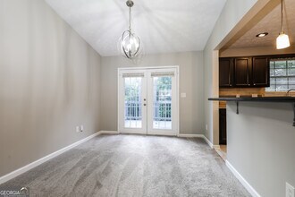 6620 Connell Rd in Fairburn, GA - Building Photo - Building Photo