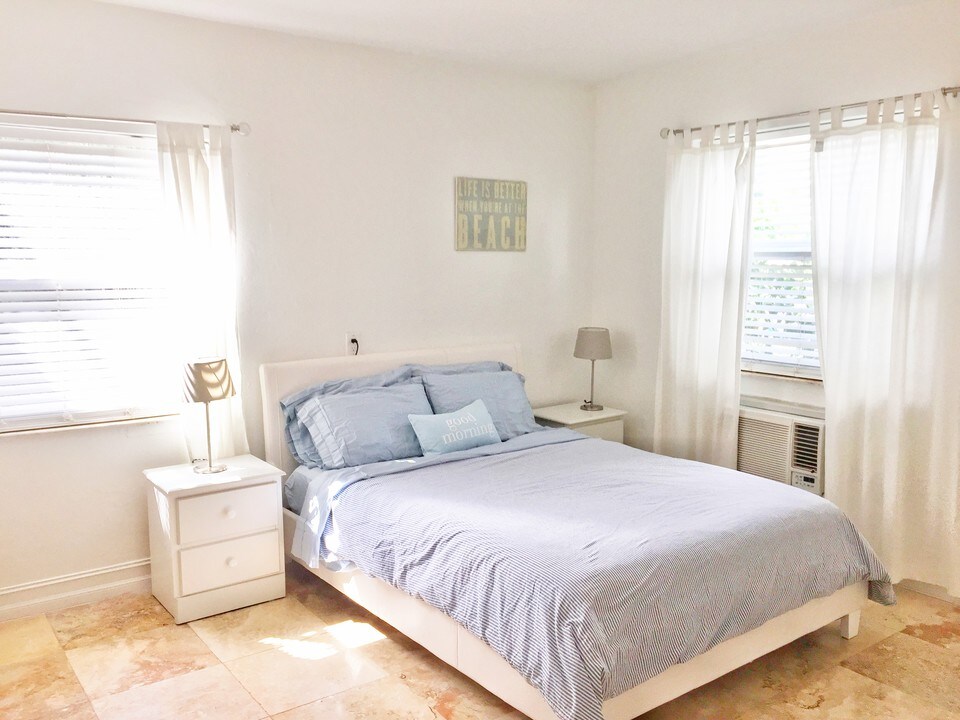 224 Meridian Ave in Miami Beach, FL - Building Photo