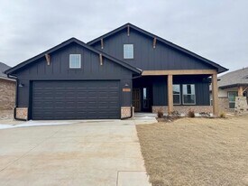 3217 Pagoda Pead Dr in Yukon, OK - Building Photo