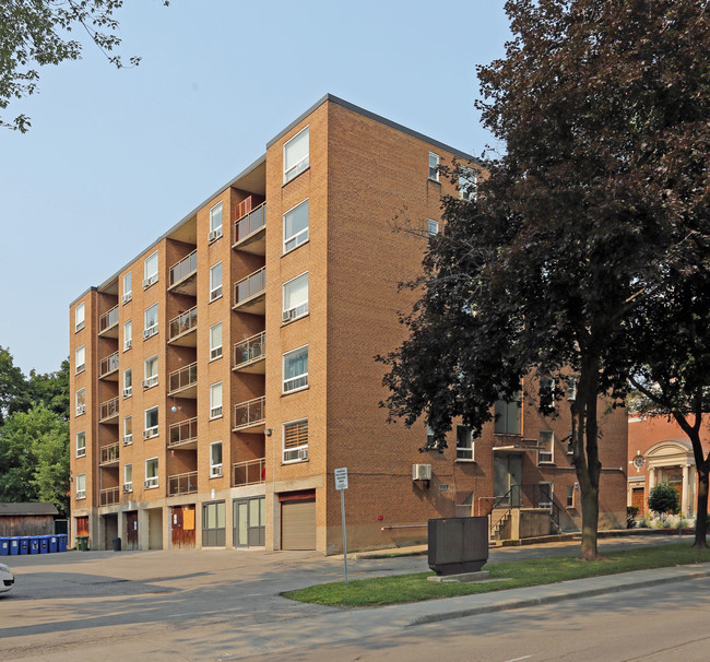 249 Caroline St S in Hamilton, ON - Building Photo - Primary Photo