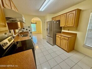 1948 Harbor Island Dr in Orange Park, FL - Building Photo - Building Photo