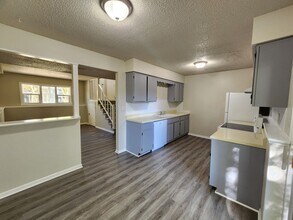 3609 E 41st St in Des Moines, IA - Building Photo - Building Photo