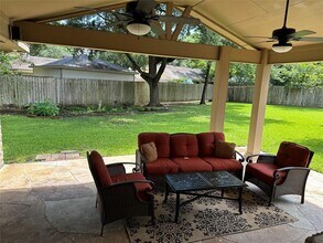 12831 Westhorpe Dr in Houston, TX - Building Photo - Building Photo