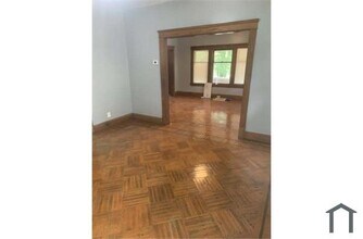 3301 W 94th St in Cleveland, OH - Foto de edificio - Building Photo