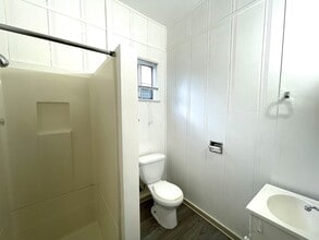 1098 Humboldt Rd in Chico, CA - Building Photo - Building Photo