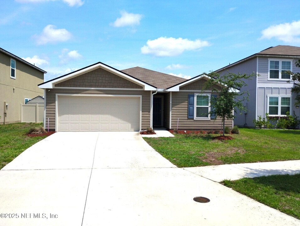 3580 Lawton Pl in Green Cove Springs, FL - Building Photo