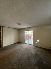1109 Sierra Blvd in South Lake Tahoe, CA - Building Photo - Building Photo