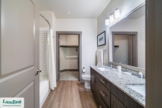 2650 S McDonald St in McKinney, TX - Foto de edificio - Building Photo