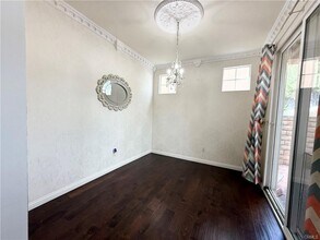 23229 Beachcomber Ln in Santa Clarita, CA - Foto de edificio - Building Photo