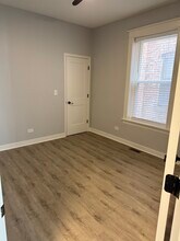 7123 S Cornell Ave, Unit 1 in Chicago, IL - Foto de edificio - Building Photo