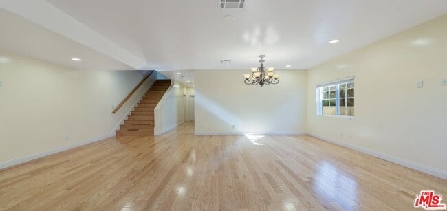 2020 Hillcrest Dr in Los Angeles, CA - Building Photo - Building Photo