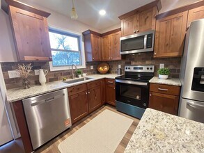 7 Kimberling Blvd in Kimberling City, MO - Building Photo - Building Photo