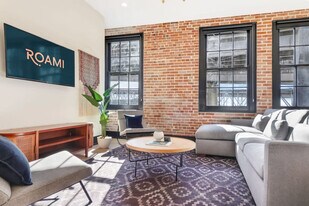 1148 S Peters St in New Orleans, LA - Building Photo