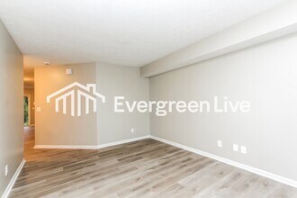 7760 Serene Stream Way in Indianapolis, IN - Building Photo - Building Photo