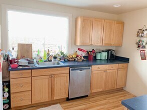 1019 High St in Bellingham, WA - Building Photo - Building Photo