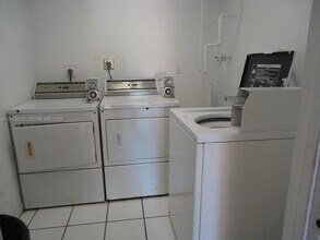 1111 SW 4th St in Fort Lauderdale, FL - Building Photo - Building Photo