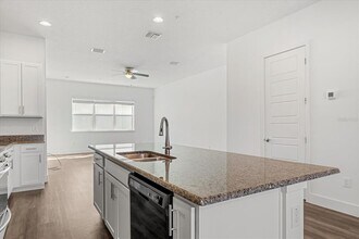 13043 Michael Callin Aly in Alafaya, FL - Building Photo - Building Photo