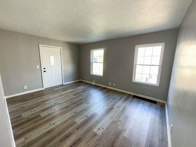 2714 Grasmere Ave in Columbus, OH - Foto de edificio - Building Photo