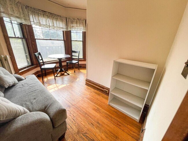 207 Kelvin Pl in Ithaca, NY - Building Photo - Building Photo