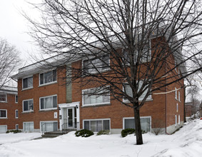 Acadia Apartments in Ottawa, ON - Building Photo - Building Photo