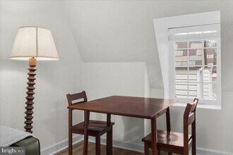 380 Broadview Ave in Warrenton, VA - Building Photo - Building Photo