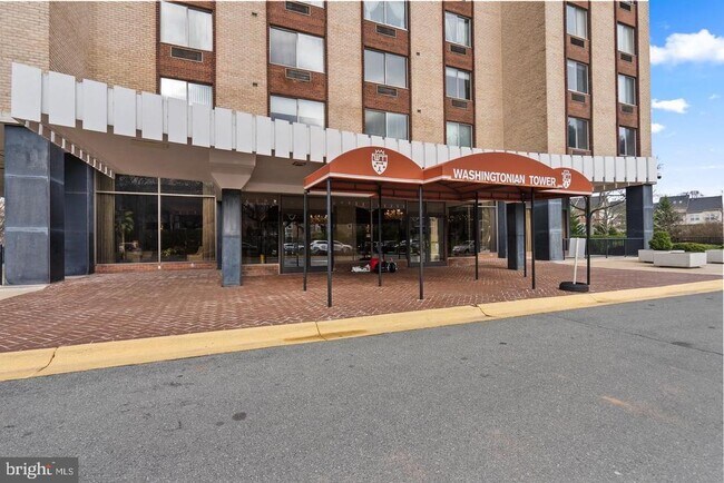 9701 Fields Rd in Gaithersburg, MD - Building Photo - Building Photo