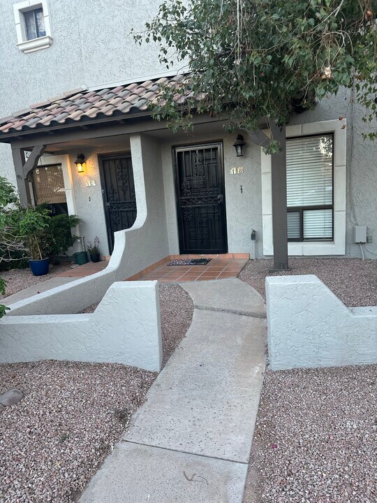 4860 N 73rd St in Scottsdale, AZ - Building Photo