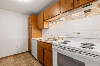 Orchard Estates Apartments in Waupaca, WI - Building Photo - Building Photo