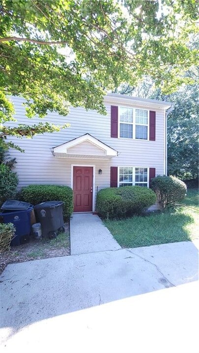 8313 Max Ct in Douglasville, GA - Building Photo
