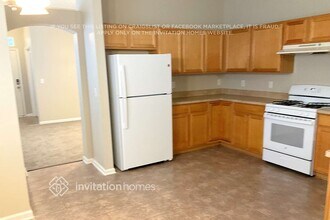 1817 Enterprise Ave in St. Augustine, FL - Foto de edificio - Building Photo