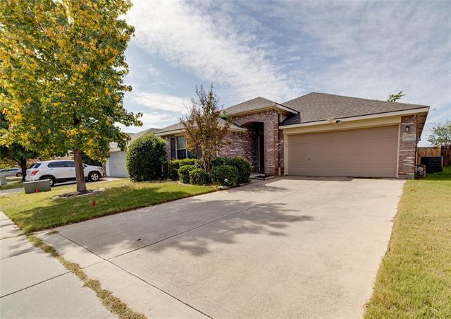 13265 Berrywood Trail in Fort Worth, TX - Foto de edificio - Building Photo