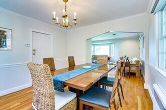 24 Great Meadow Rd in Newton, MA - Building Photo - Building Photo