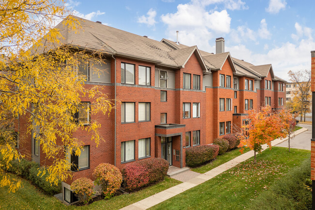 785 32E Av in Montréal, QC - Building Photo - Building Photo