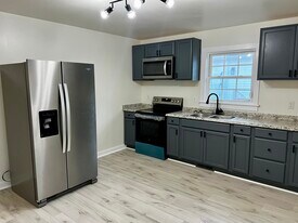 928 Farmer St in Petersburg, VA - Building Photo