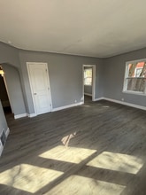 3726 Gratiot Ave in Flint, MI - Building Photo - Building Photo