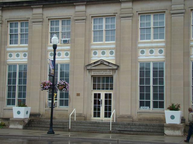 Posthouse in Jamestown, ND - Foto de edificio